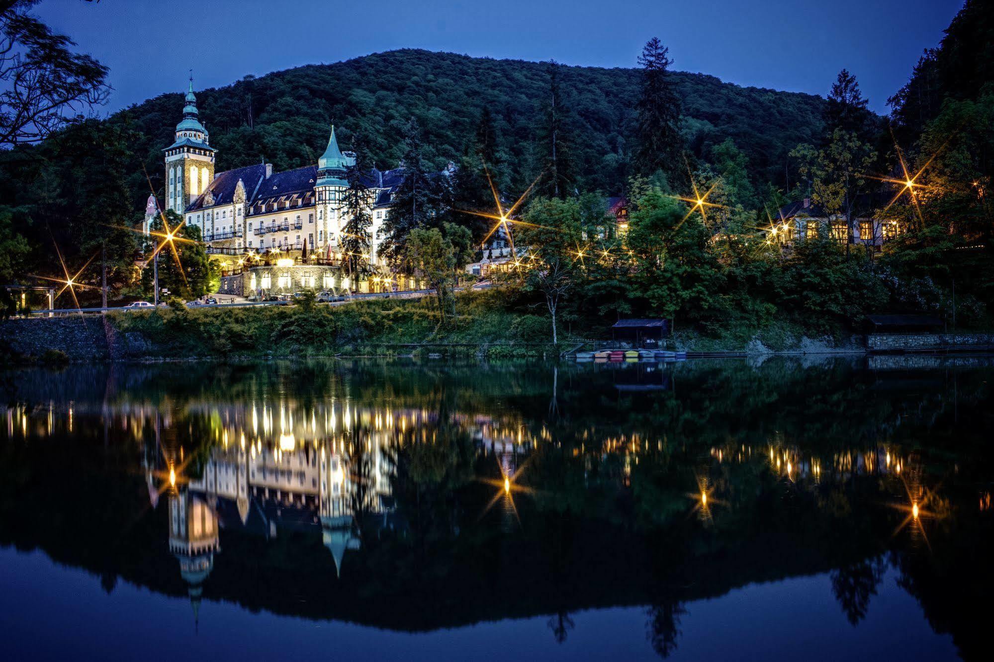Hotel Palota Lillafüred Esterno foto